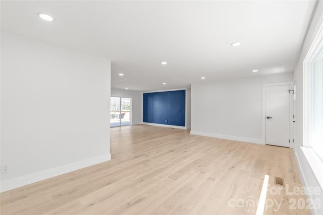 1315 Vickie Lane, Matthews, NC 28104