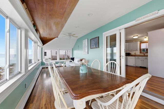 24 Holmes Ave, Kingston, MA 02364