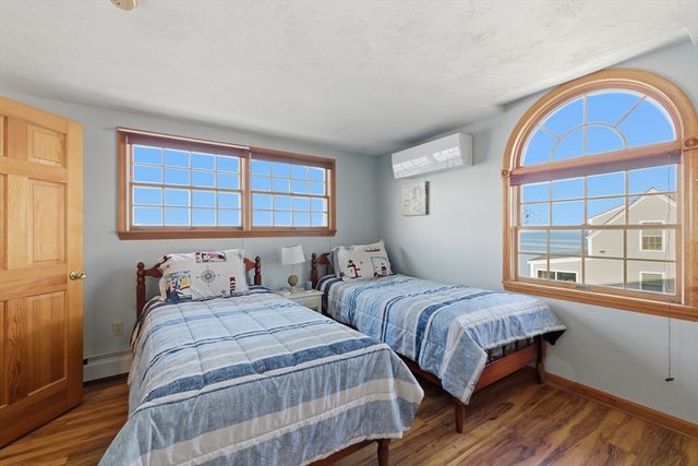24 Holmes Ave, Kingston, MA 02364