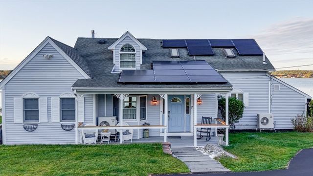24 Holmes Ave, Kingston, MA 02364