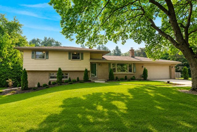 11630 N Riverland ROAD, Mequon, WI 53092