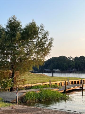 0000 Rio, Mount Vernon, TX 75457