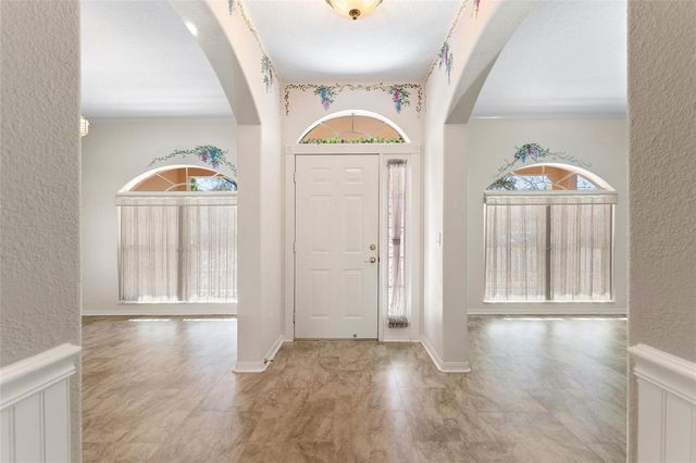 2190 CAXTON AVENUE, Clermont, FL 34711