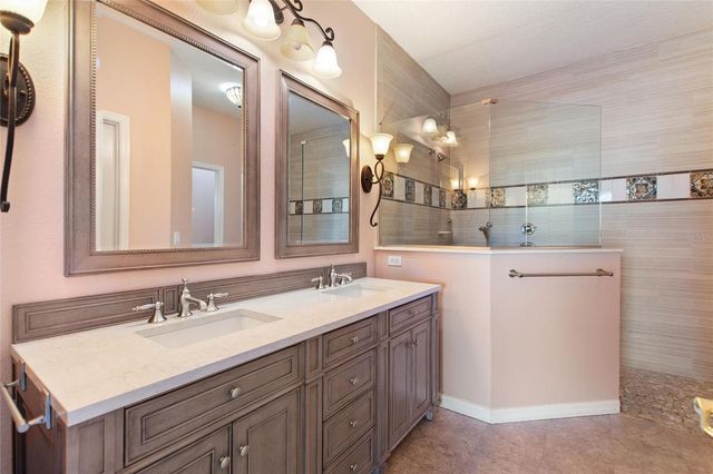 2190 CAXTON AVENUE, Clermont, FL 34711