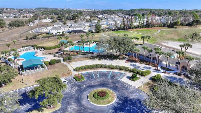 2190 CAXTON AVENUE, Clermont, FL 34711