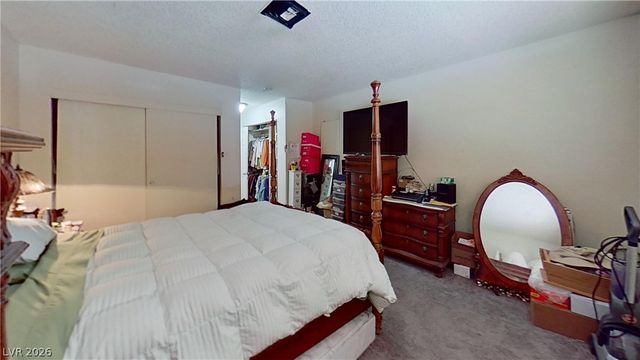 1569 Hialeah Drive, Las Vegas, NV 89119