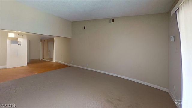 1569 Hialeah Drive, Las Vegas, NV 89119