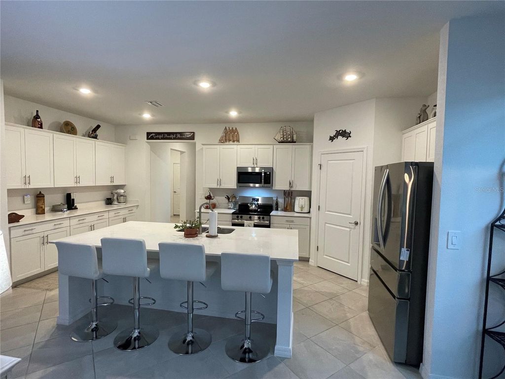 Image 3 of property listing at 11321 PINOT DRIVE, Venice, FL 34293