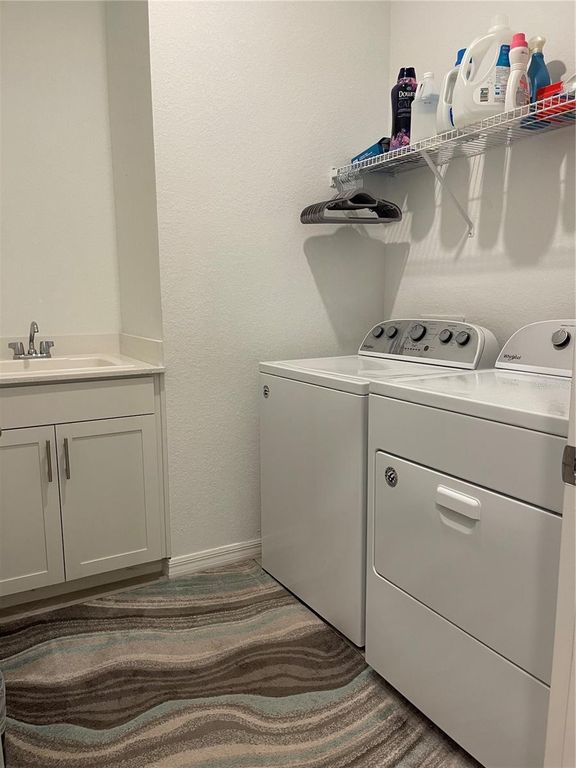 Image 25 of property listing at 11321 PINOT DRIVE, Venice, FL 34293