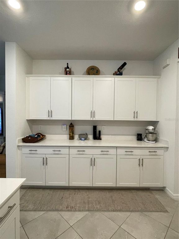 Image 5 of property listing at 11321 PINOT DRIVE, Venice, FL 34293