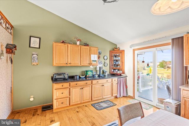 82 PISTON CT, Stewartstown, PA 17363