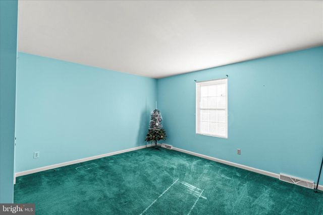 82 PISTON CT, Stewartstown, PA 17363