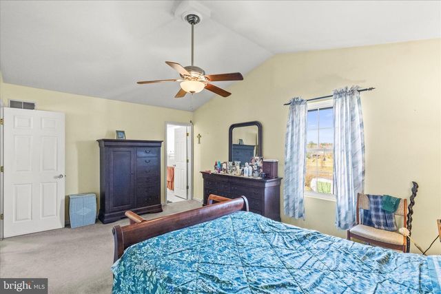 82 PISTON CT, Stewartstown, PA 17363