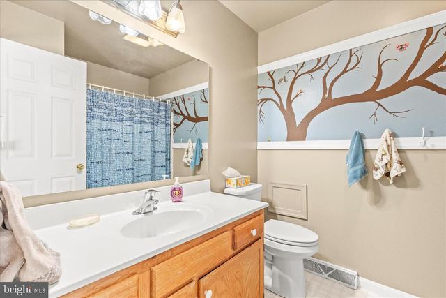 82 PISTON CT, Stewartstown, PA 17363