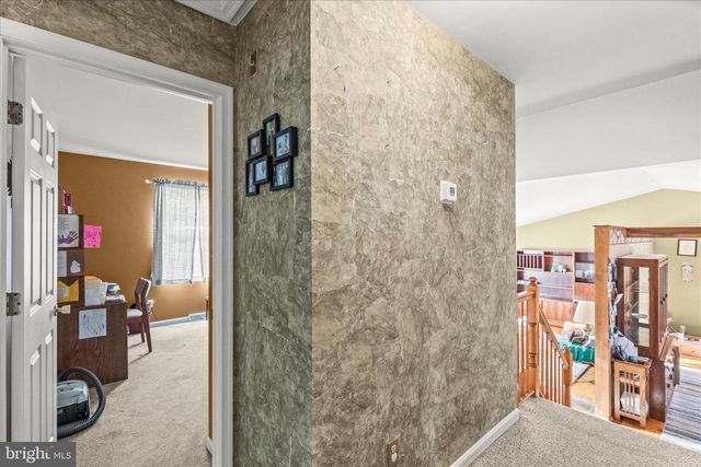 82 PISTON CT, Stewartstown, PA 17363