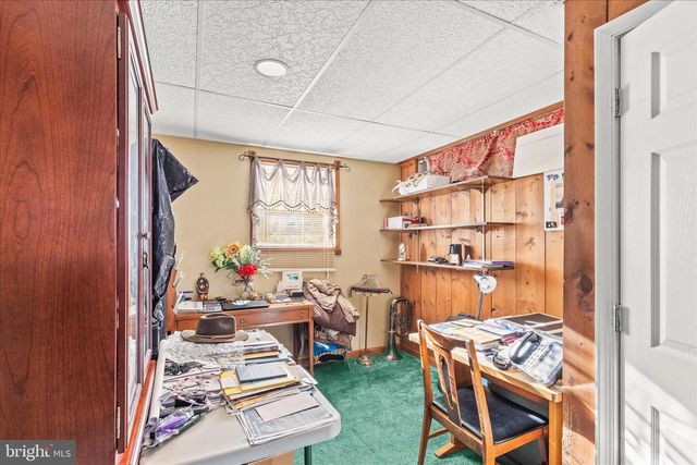 82 PISTON CT, Stewartstown, PA 17363