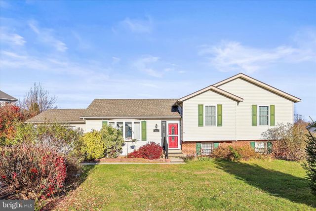 82 PISTON CT, Stewartstown, PA 17363