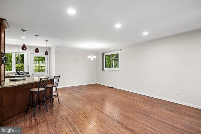 7 ANDREW LN, Cherry Hill, NJ 08003