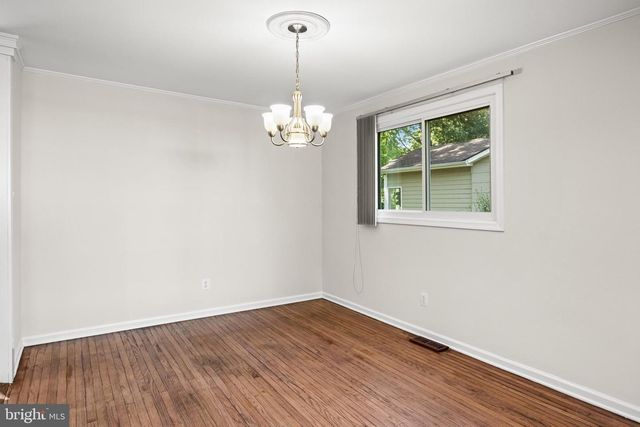 7 ANDREW LN, Cherry Hill, NJ 08003
