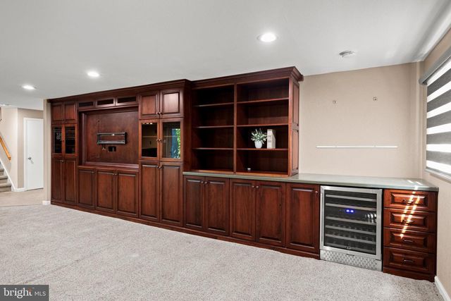 7 ANDREW LN, Cherry Hill, NJ 08003