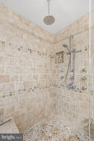 7 ANDREW LN, Cherry Hill, NJ 08003
