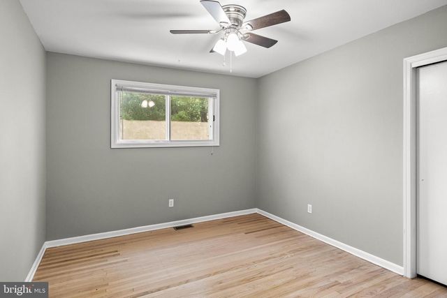7 ANDREW LN, Cherry Hill, NJ 08003