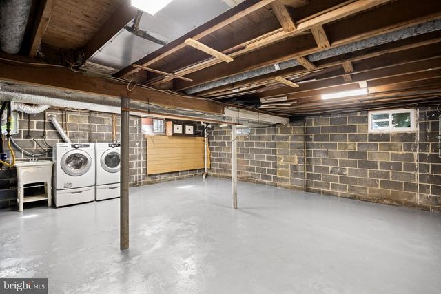 7 ANDREW LN, Cherry Hill, NJ 08003