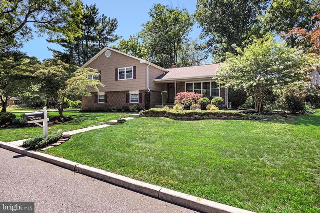 7 ANDREW LN, Cherry Hill, NJ 08003
