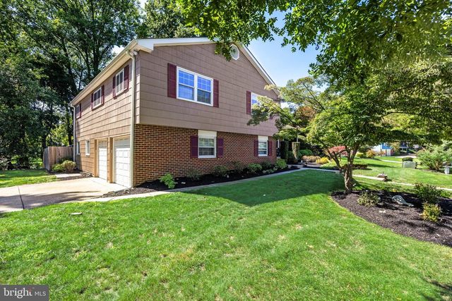 7 ANDREW LN, Cherry Hill, NJ 08003