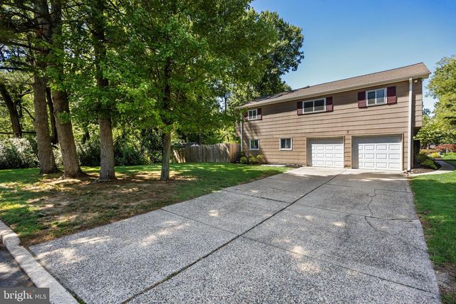 7 ANDREW LN, Cherry Hill, NJ 08003