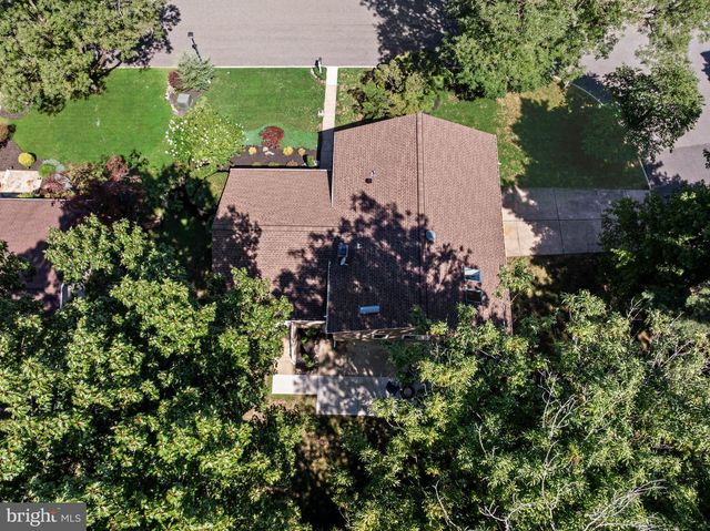 7 ANDREW LN, Cherry Hill, NJ 08003