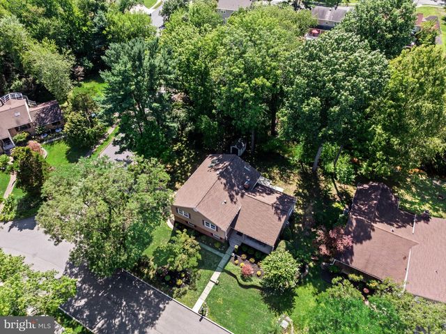 7 ANDREW LN, Cherry Hill, NJ 08003