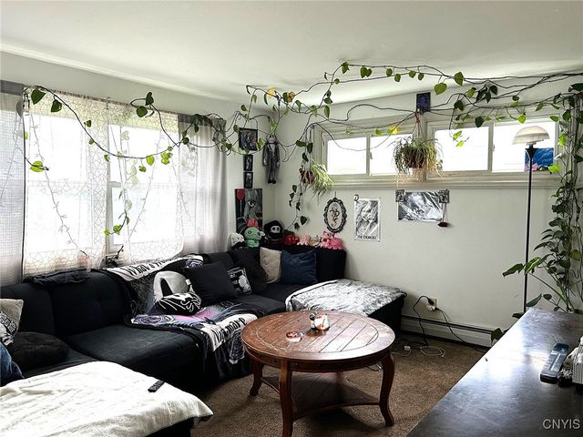 211 Memphis Street, Salina, NY 13088