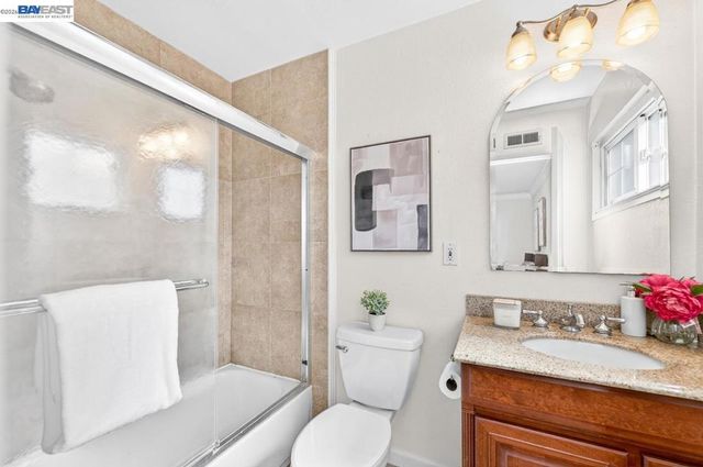 1317 Saint Mary Dr, Livermore, CA 94550