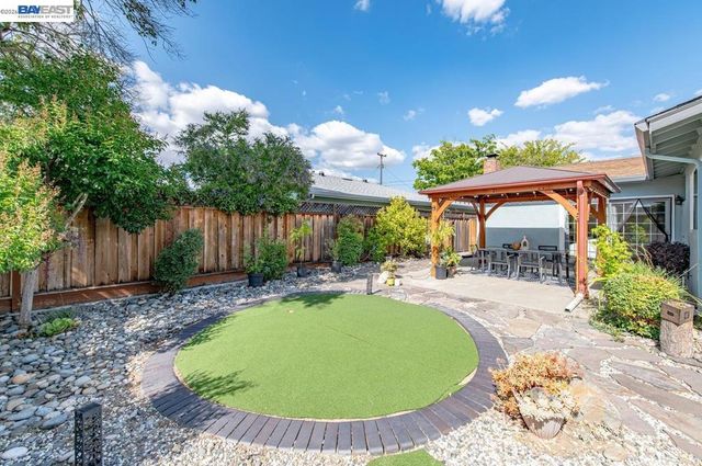 1317 Saint Mary Dr, Livermore, CA 94550