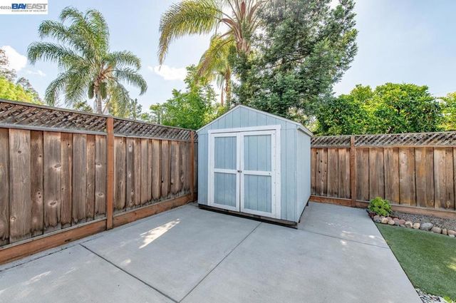 1317 Saint Mary Dr, Livermore, CA 94550