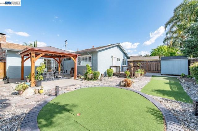 1317 Saint Mary Dr, Livermore, CA 94550