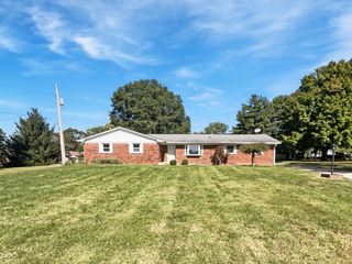 4832 Vermillion Court, Avon, IN 46123