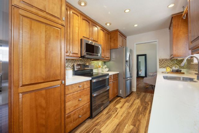 1077 Pearl Avenue, Moss Beach, CA 94038