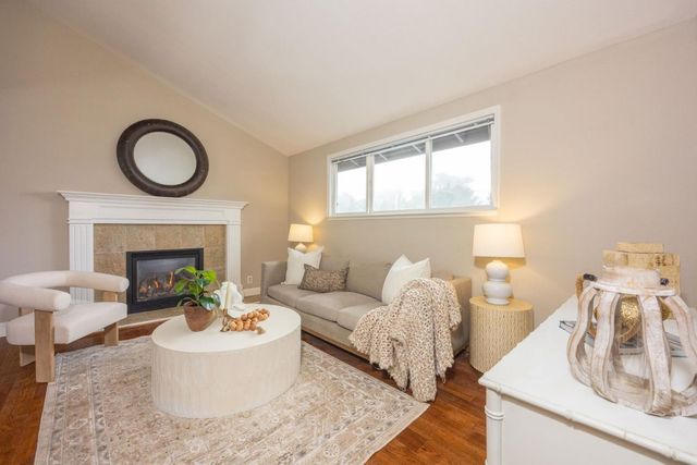 1077 Pearl Avenue, Moss Beach, CA 94038