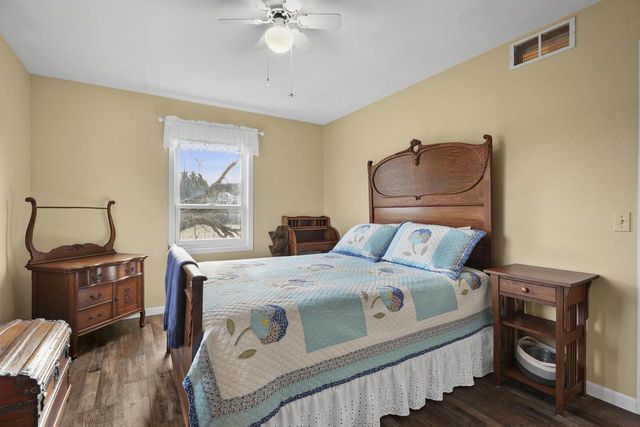 1942 County Road BB, Cottage Grove, WI 53527