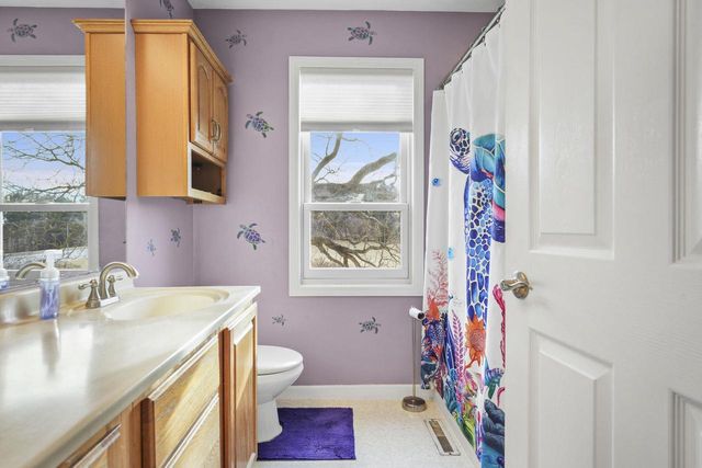 1942 County Road BB, Cottage Grove, WI 53527