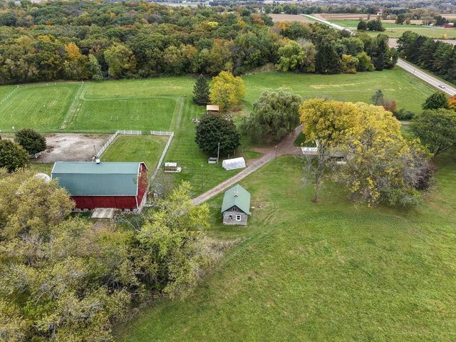1942 County Road BB, Cottage Grove, WI 53527