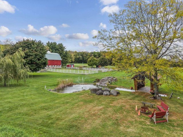 1942 County Road BB, Cottage Grove, WI 53527