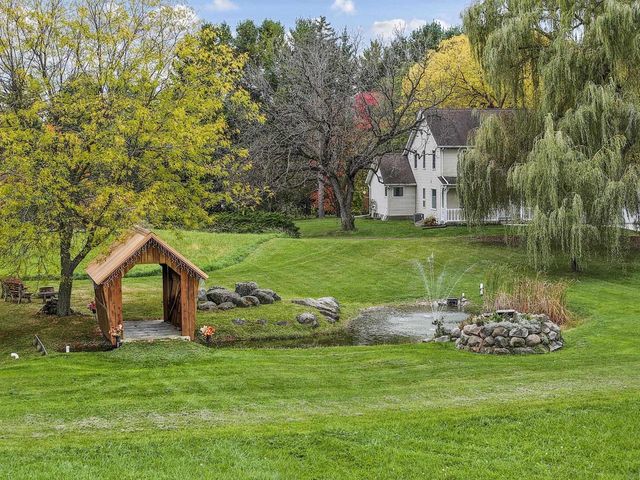 1942 County Road BB, Cottage Grove, WI 53527