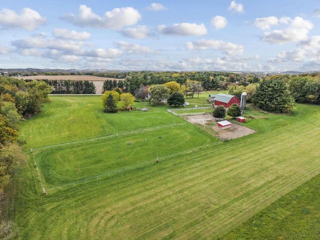 1942 County Road BB, Cottage Grove, WI 53527