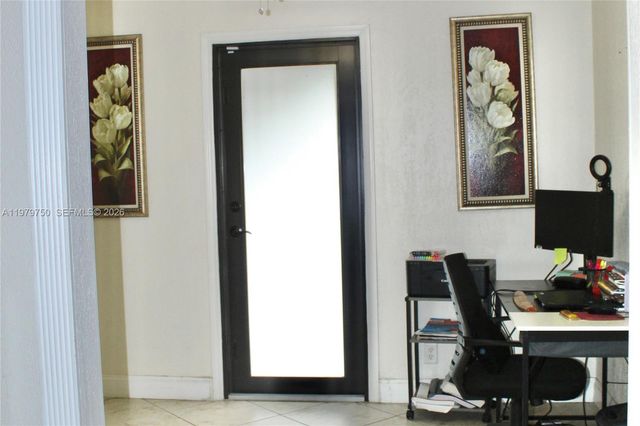 720 SW 81 Ter, North Lauderdale, FL 33068