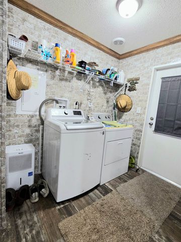 1121 NE Vaughn Lane, Steinhatchee, FL 32359