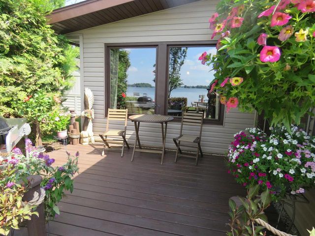 W10243 Del Bern Acres, Fox Lake, WI 53933