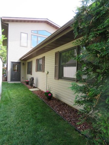W10243 Del Bern Acres, Fox Lake, WI 53933